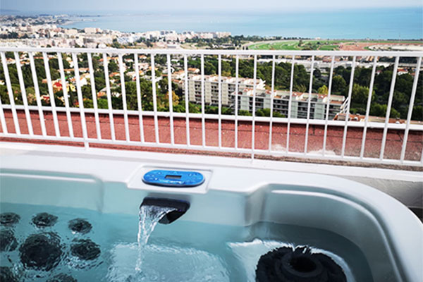 Spa sur toit terrasse à Cagnes sur Mer