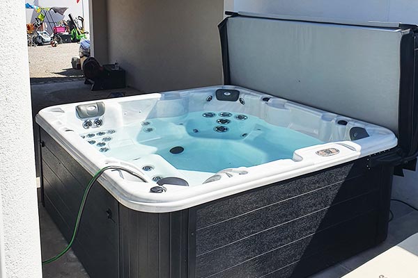 Acheter son jacuzzi près d'Istres