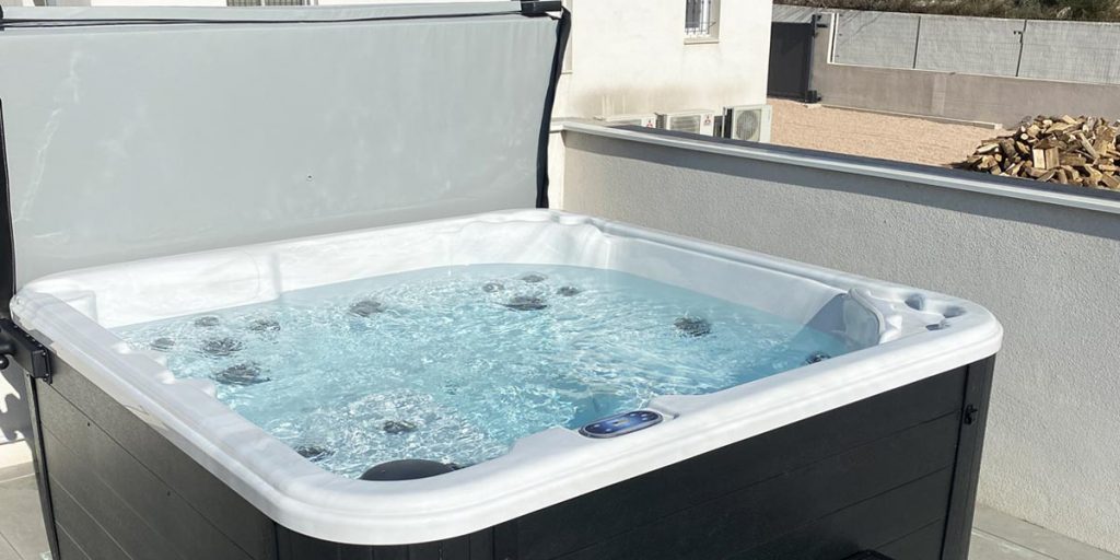 Votre jacuzzi 5 places aux Pennes Mirabeau